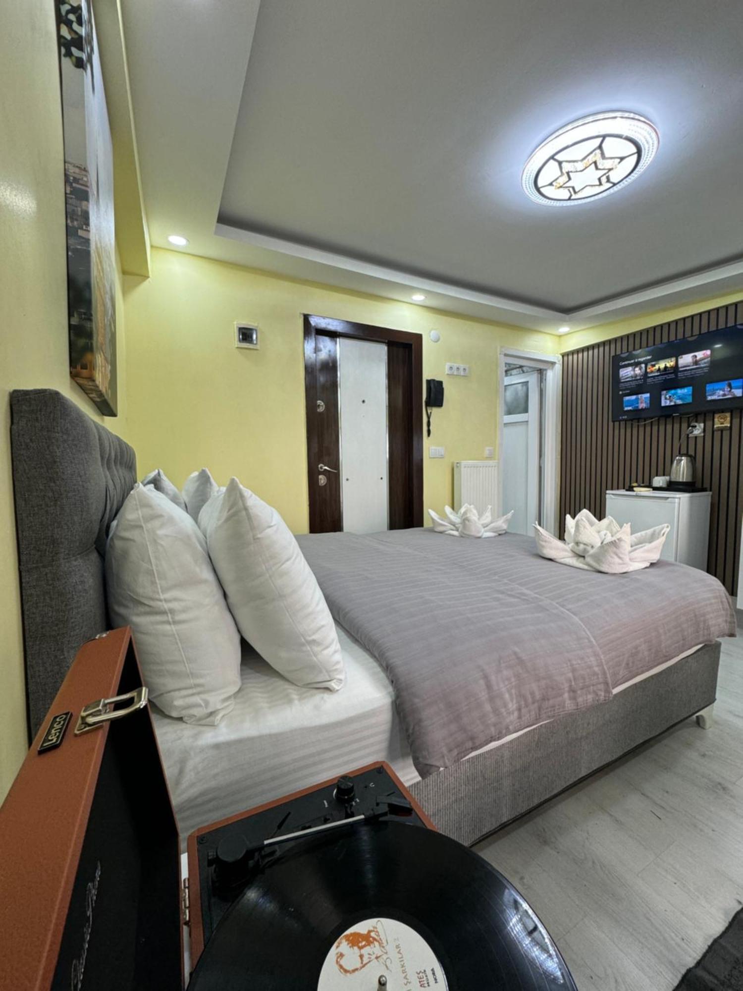 Ozer Hotel & Apartments Istanboel Buitenkant foto